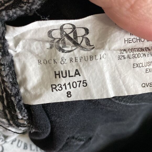 Rock & Republic- Black star shots- mid rise- Size 8 - Picture 7 of 8